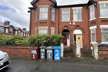5 bed flat, Harley Avenue, Longsight, Manchester, M145DJ - Image 1